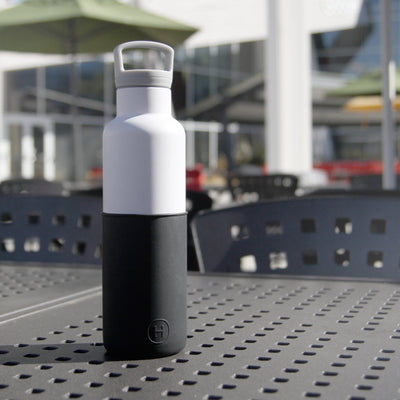 White-Midnight Black 20 Oz, HYDY - Water bottles, 18/8 (304) Stainless Steel, BPA Free, Reusable